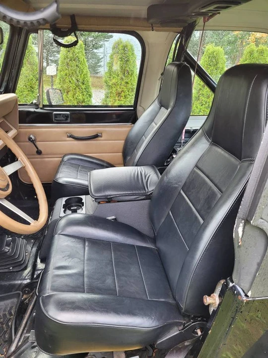 1988 Jeep YJ Wrangler - Image 11 of 18