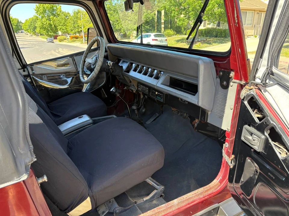 1988 Jeep YJ Wrangler - Image 9 of 13