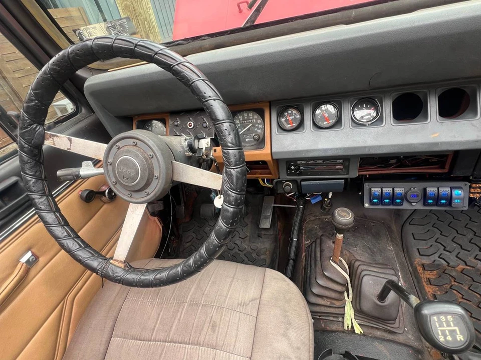 1988 Jeep YJ Wrangler - Image 12 of 13
