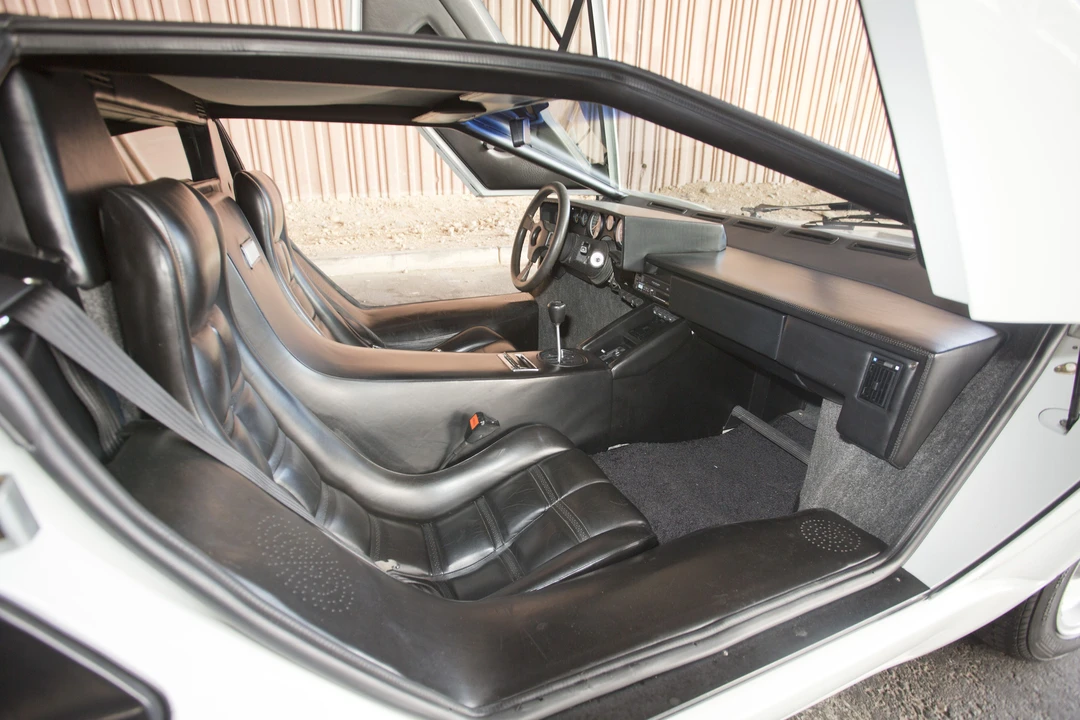 1988 Lamborghini Countach LP5000 Quattrovalvole - Image 27 of 31