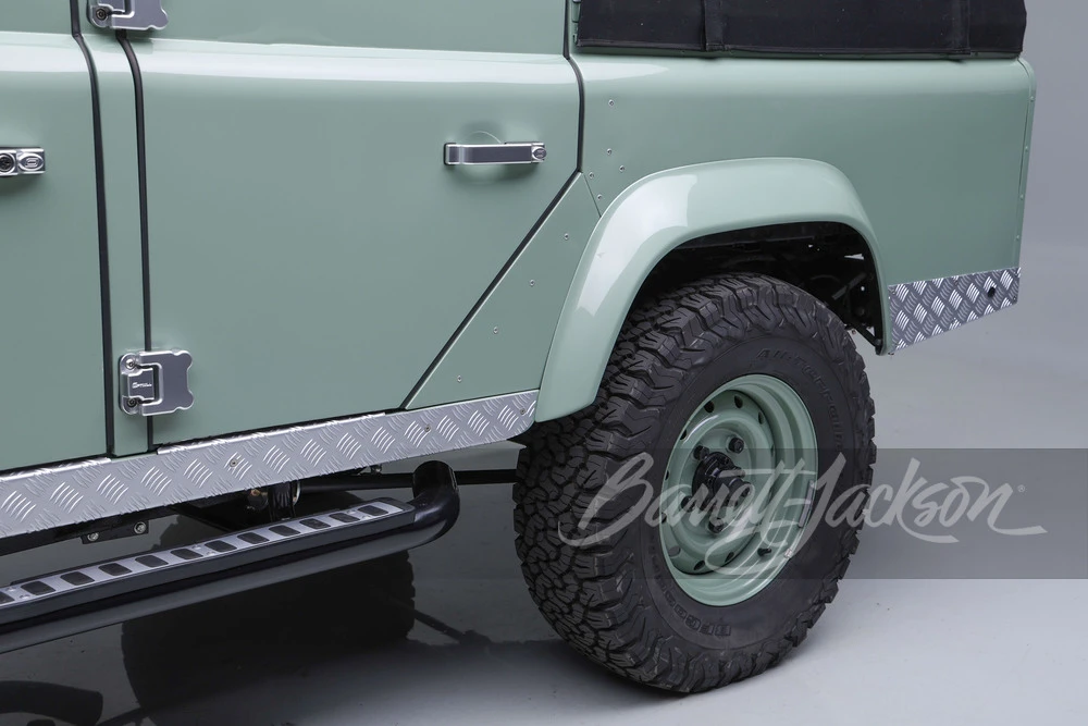 1988 Land Rover Defender 110 - Image 25 of 31
