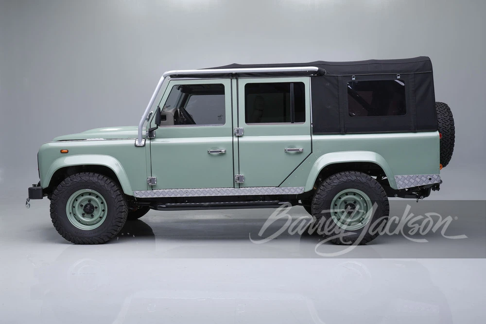 1988 Land Rover Defender 110 - Image 14 of 31