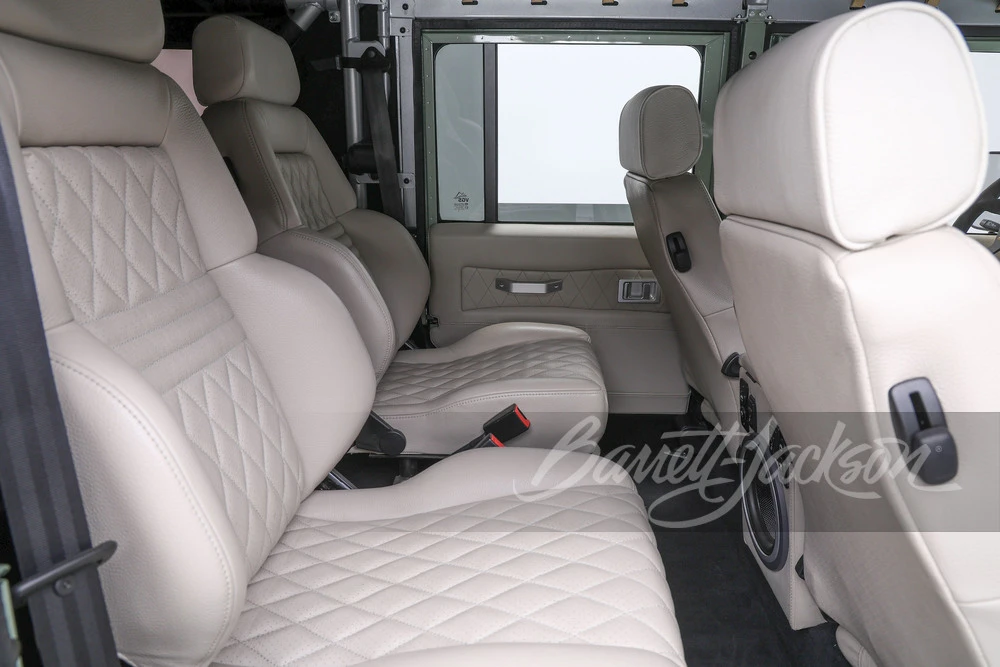 1988 Land Rover Defender 110 - Image 24 of 31