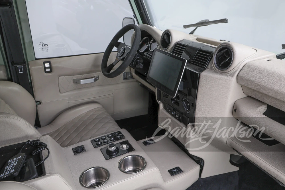 1988 Land Rover Defender 110 - Image 15 of 31