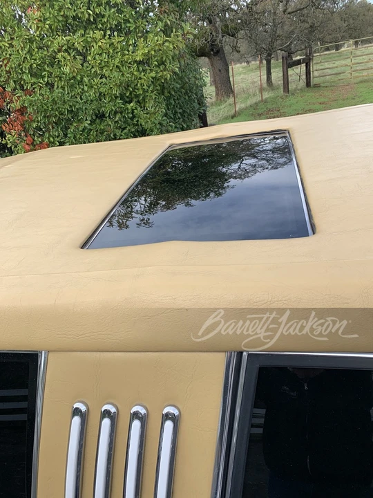 1988 Lincoln Town Car - Image 15 of 31
