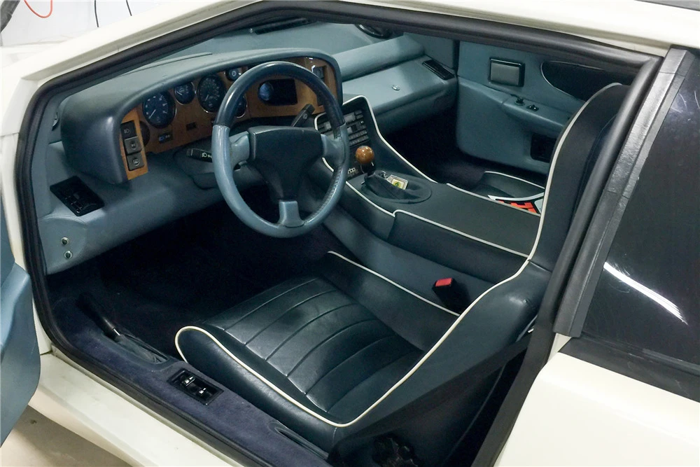1988 Lotus Esprit - Image 4 of 5