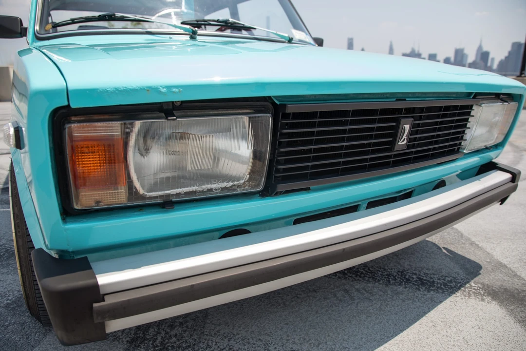 1988 Lada - Image 25 of 31