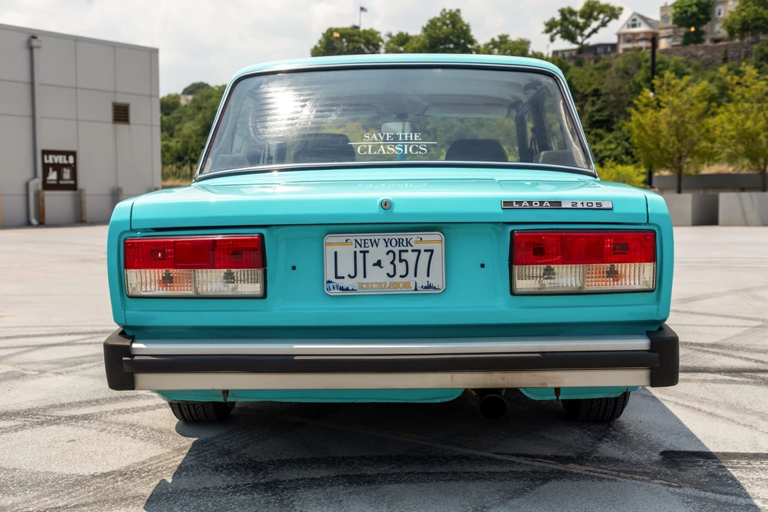 1988 Lada - Image 6 of 31