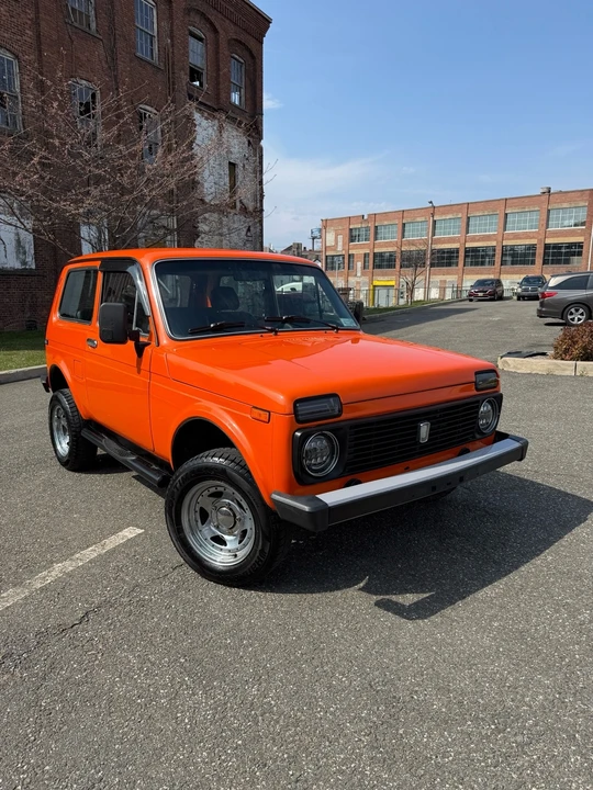 1988 Lada - Image 2 of 21