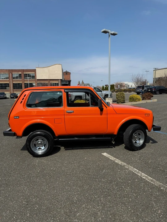 1988 Lada - Image 4 of 21