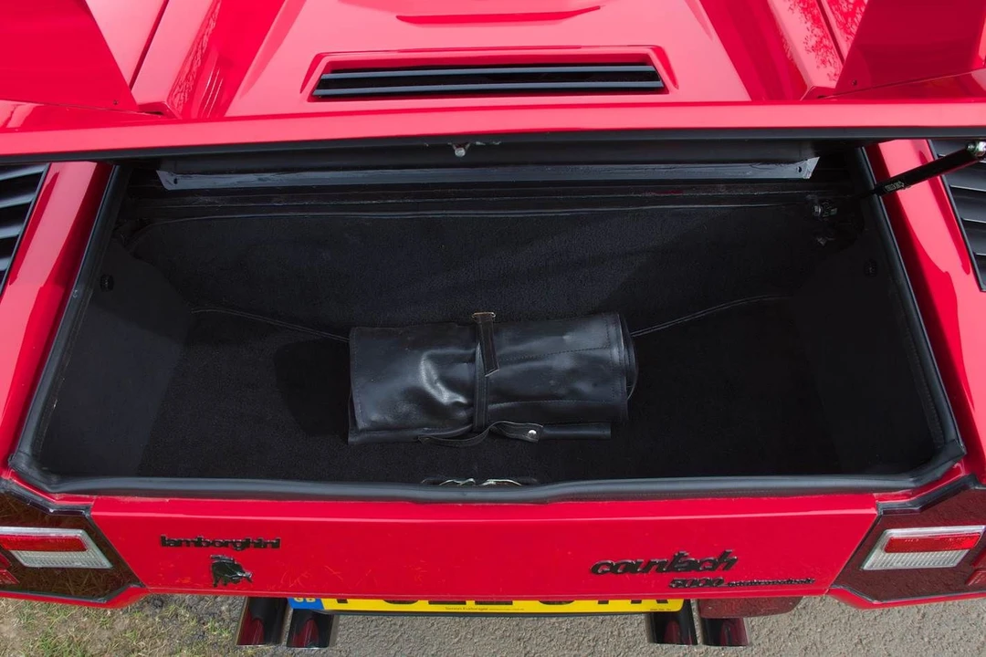 1988 Lamborghini Countach LP5000 Quattrovalvole - Image 10 of 19