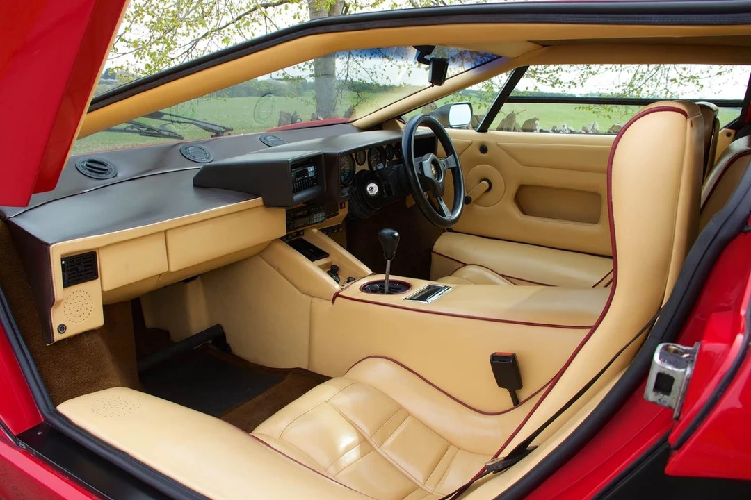 1988 Lamborghini Countach LP5000 Quattrovalvole - Image 8 of 19