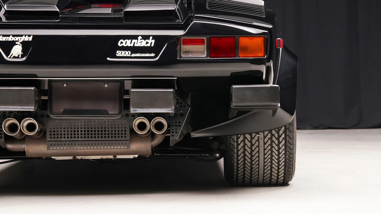 1988 Lamborghini Countach LP5000 Quattrovalvole - Image 19 of 31