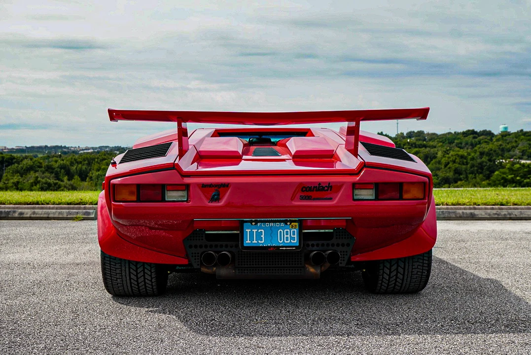 1988 Lamborghini Countach LP5000 Quattrovalvole - Image 17 of 31