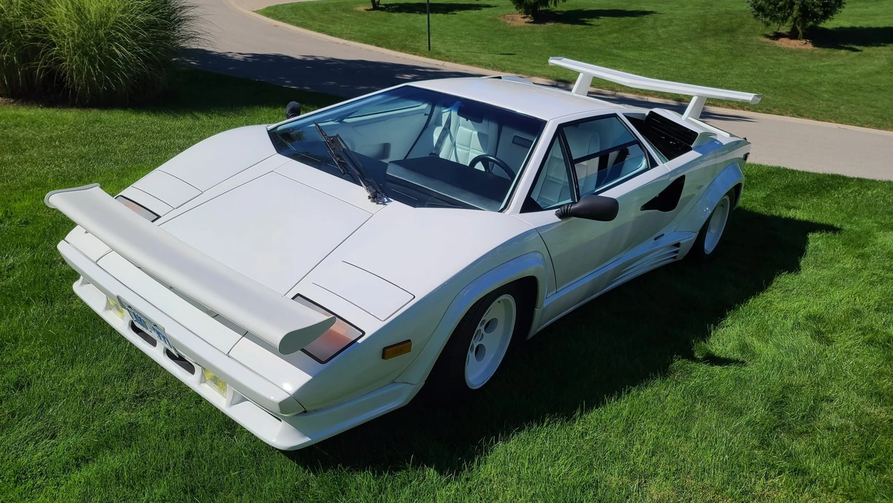 1988 Lamborghini Countach LP5000 Quattrovalvole - Image 3 of 31