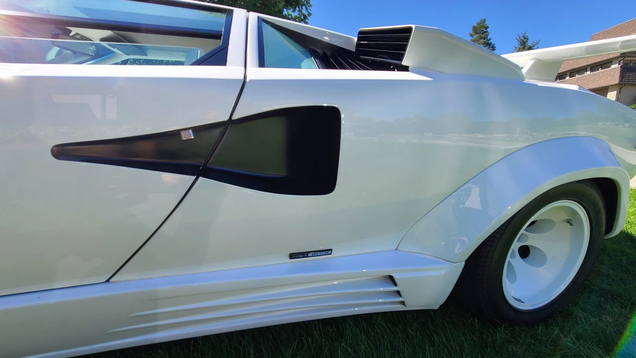 1988 Lamborghini Countach LP5000 Quattrovalvole - Image 31 of 31
