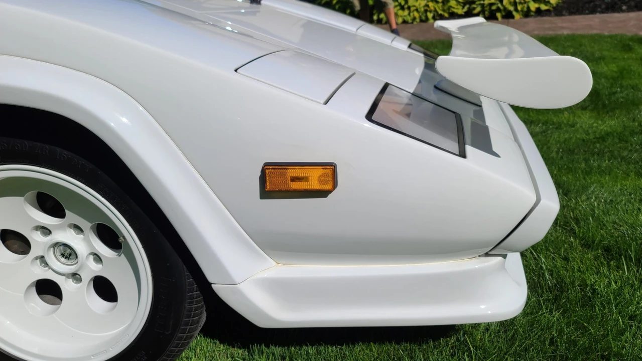 1988 Lamborghini Countach LP5000 Quattrovalvole - Image 16 of 31