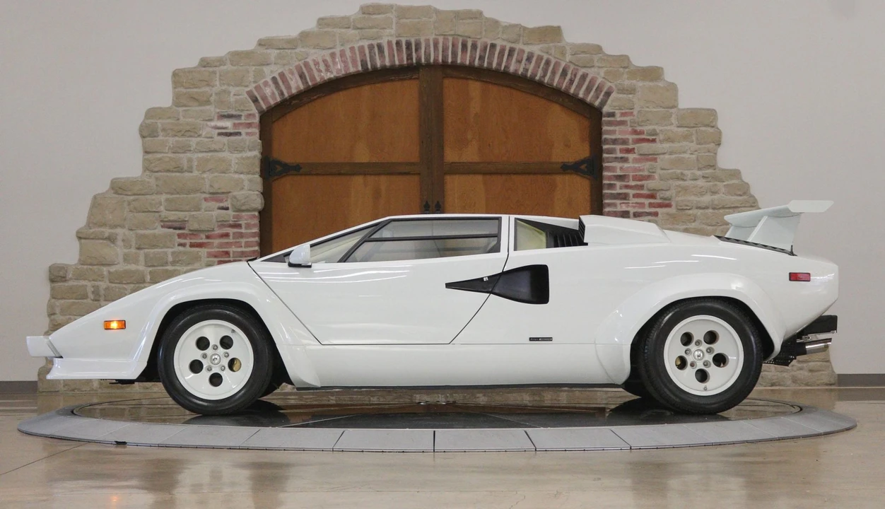 1988 Lamborghini Countach LP5000 Quattrovalvole - Image 15 of 31