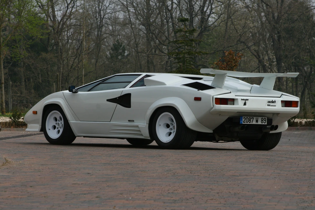 1988 Lamborghini Countach LP5000 Quattrovalvole - Image 3 of 13
