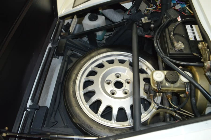 1988 Lamborghini Countach LP5000 Quattrovalvole - Image 8 of 12