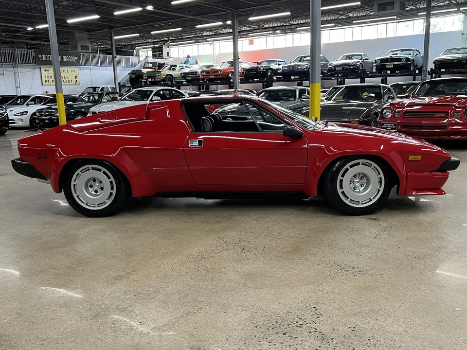 1988 Lamborghini Jalpa - Image 15 of 31