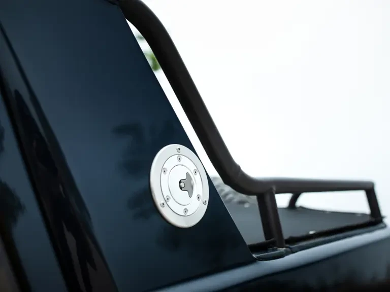 1988 Lamborghini LM002 - Image 23 of 31