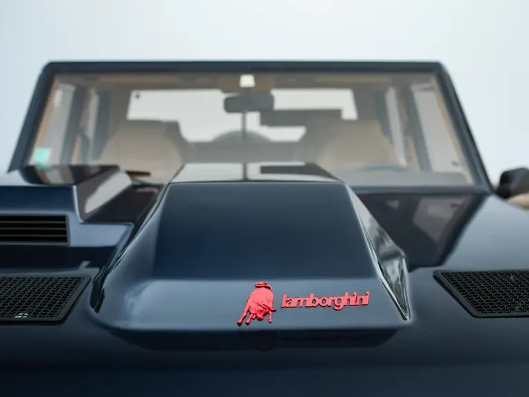 1988 Lamborghini LM002 - Image 20 of 31