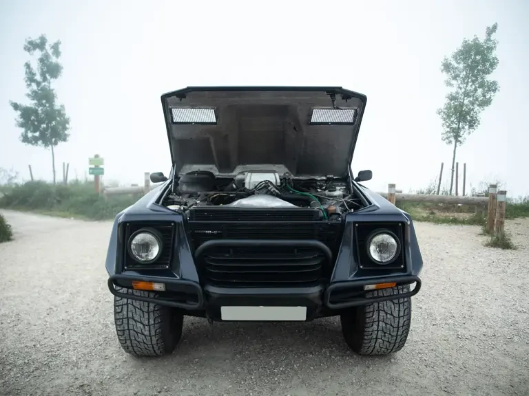 1988 Lamborghini LM002 - Image 29 of 31