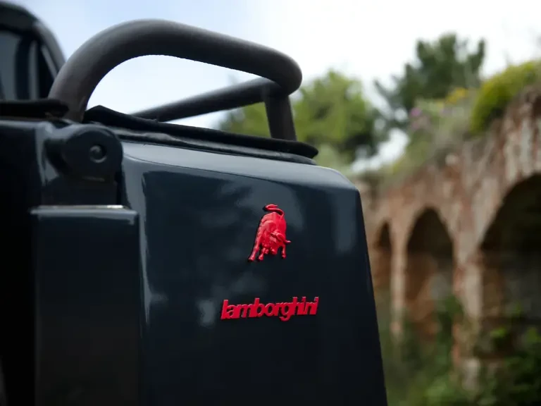 1988 Lamborghini LM002 - Image 24 of 31