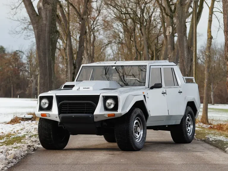 1988 Lamborghini LM002 - Image 2 of 31