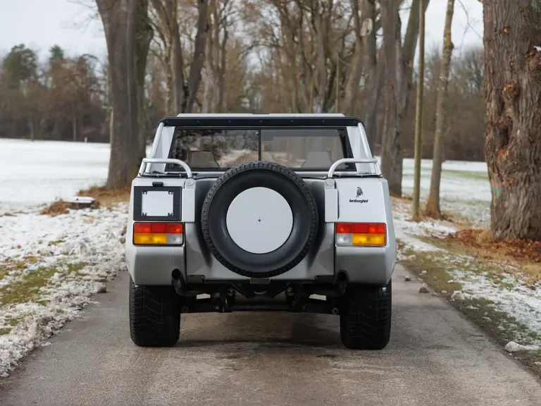 1988 Lamborghini LM002 - Image 9 of 31