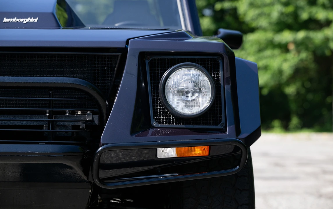 1988 Lamborghini LM002 - Image 10 of 24