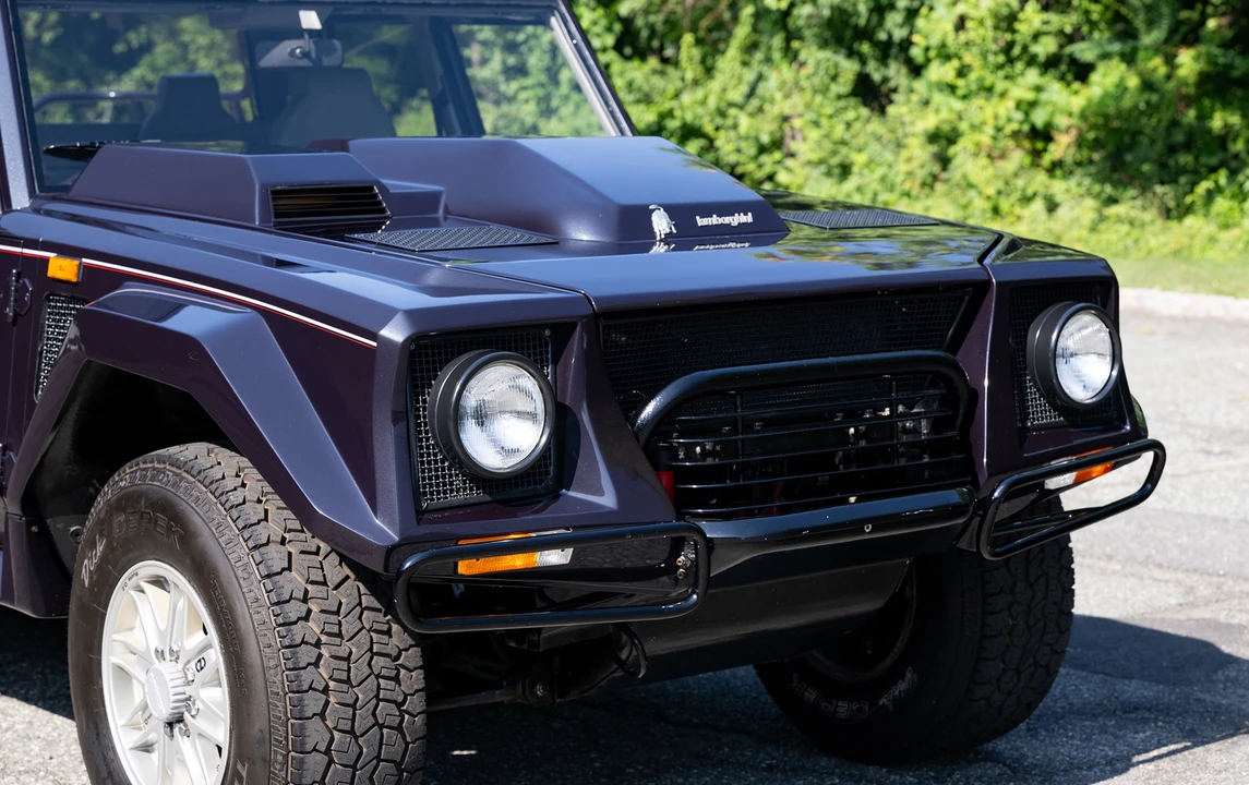1988 Lamborghini LM002 - Image 9 of 24