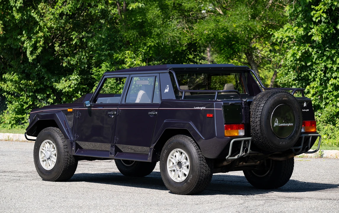 1988 Lamborghini LM002 - Image 5 of 24