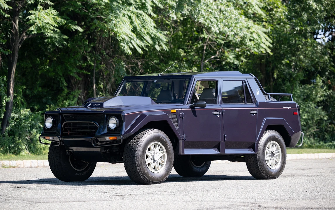 1988 Lamborghini LM002 - Image 7 of 24
