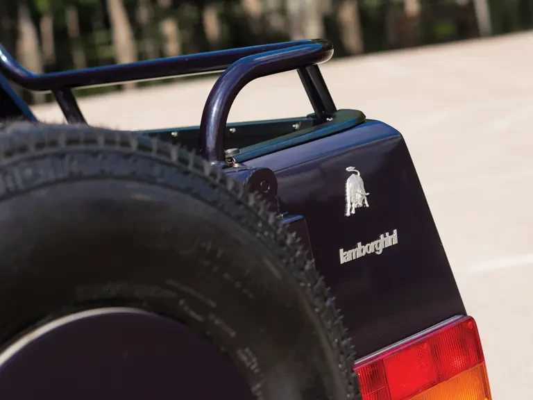 1988 Lamborghini LM002 - Image 15 of 27