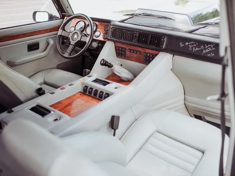 1988 Lamborghini LM002 - Image 5 of 27