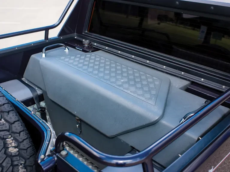 1988 Lamborghini LM002 - Image 21 of 27