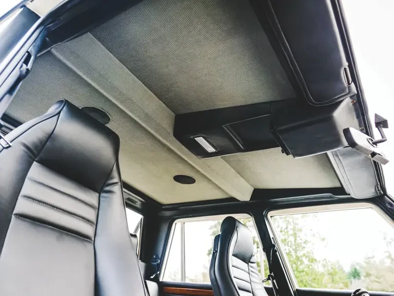 1988 Lamborghini LM002 - Image 21 of 31