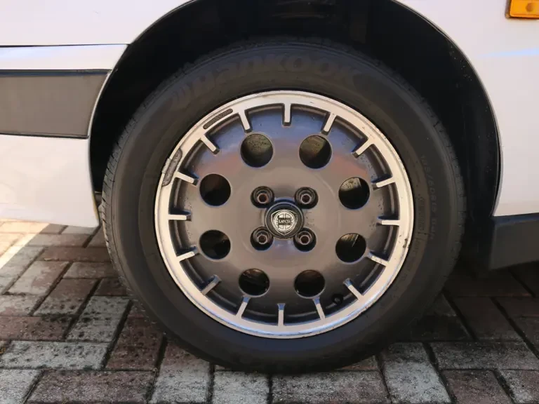 1988 Lancia Delta 1st Gen - Image 21 of 31