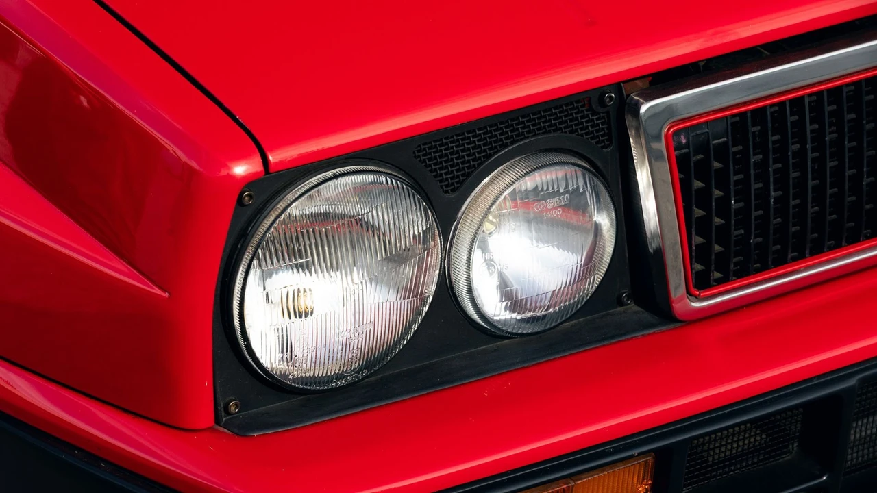 1988 Lancia Delta 1st Gen - Image 23 of 31