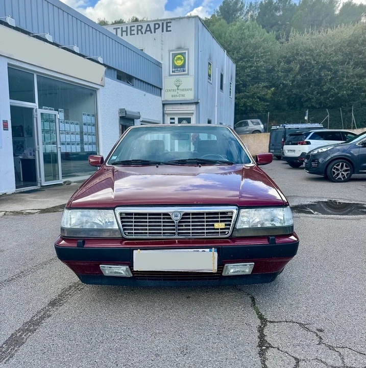 1988 Lancia - Image 2 of 31