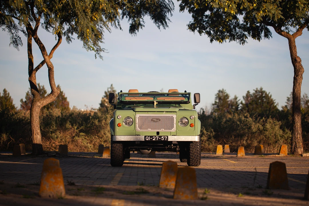 1988 Land Rover Defender 110 - Image 10 of 31
