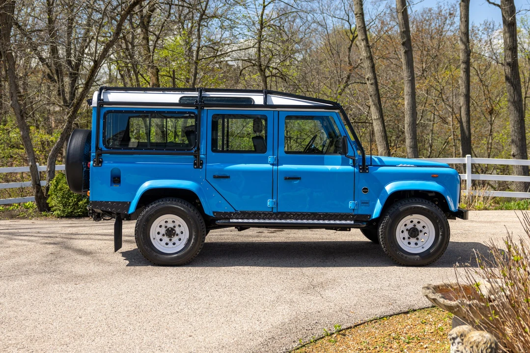 1988 Land Rover Defender 110 - Image 14 of 31