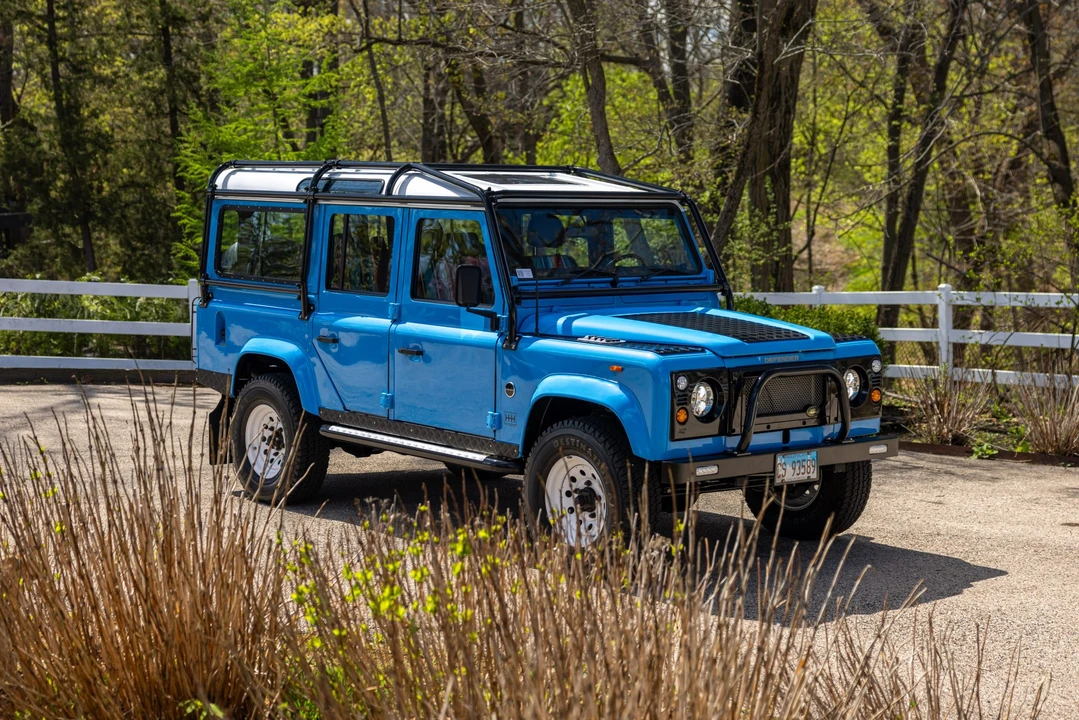 1988 Land Rover Defender 110 - Image 16 of 31