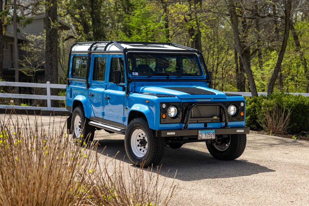 1988 Land Rover Defender 110 - Image 4 of 31