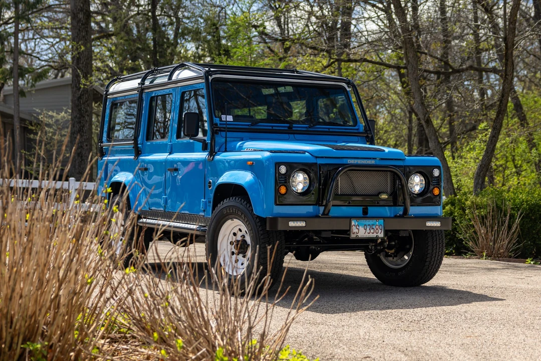 1988 Land Rover Defender 110 - Image 5 of 31