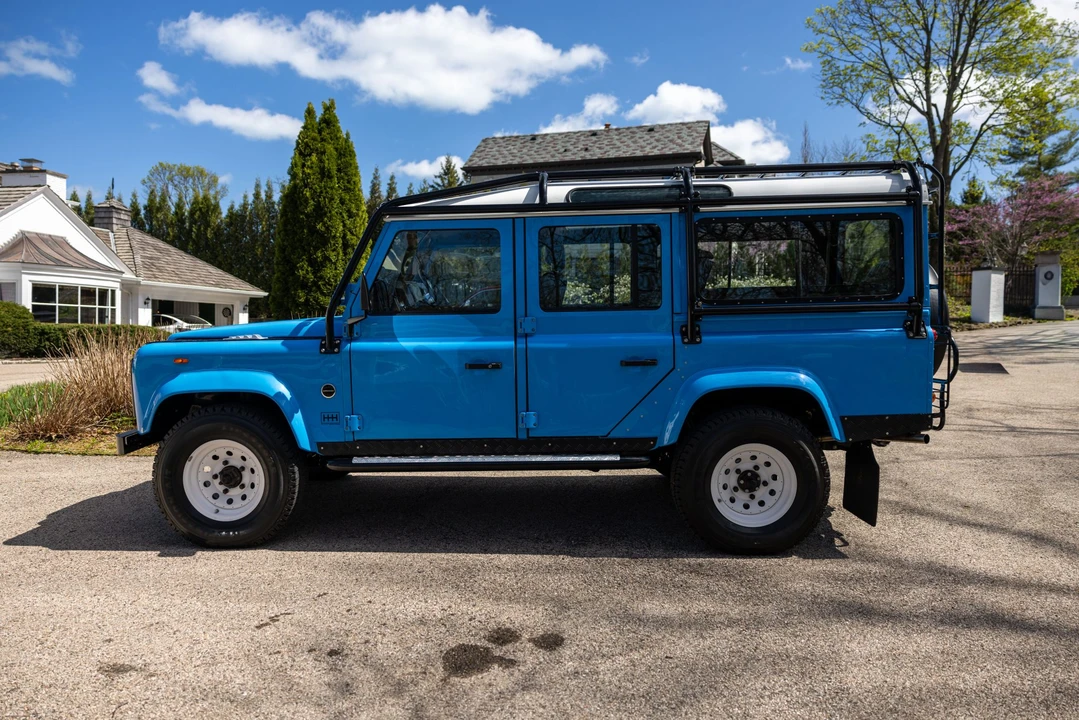 1988 Land Rover Defender 110 - Image 9 of 31