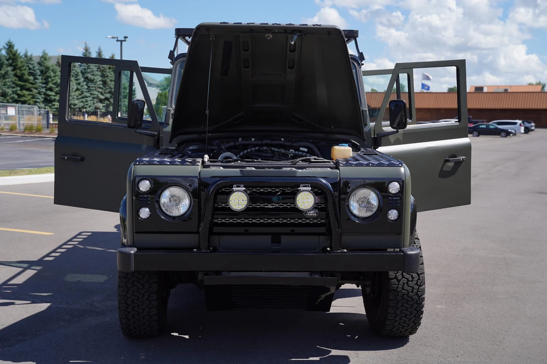 1988 Land Rover Defender 110 - Image 10 of 31