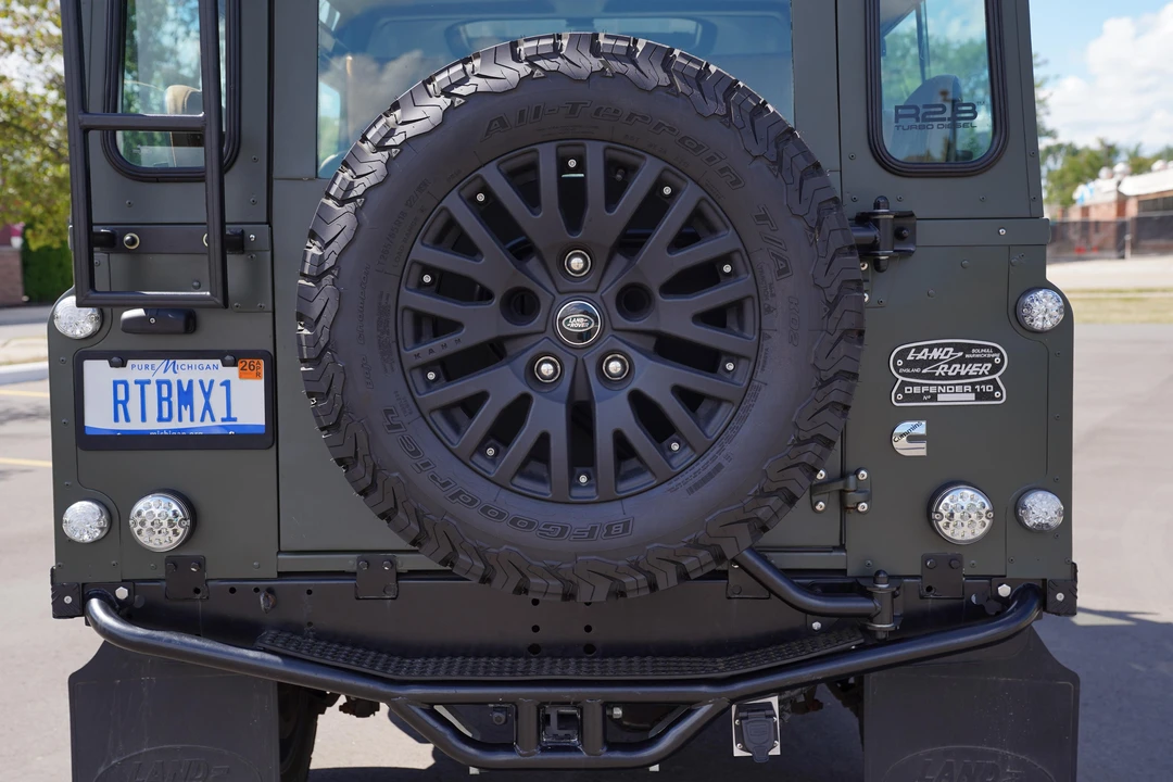 1988 Land Rover Defender 110 - Image 27 of 31